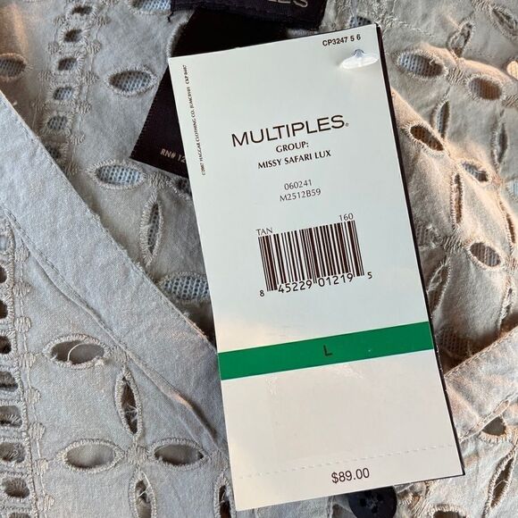 NWT Multiples Button Down Shirt and Belt Size L - Picture 9 of 10